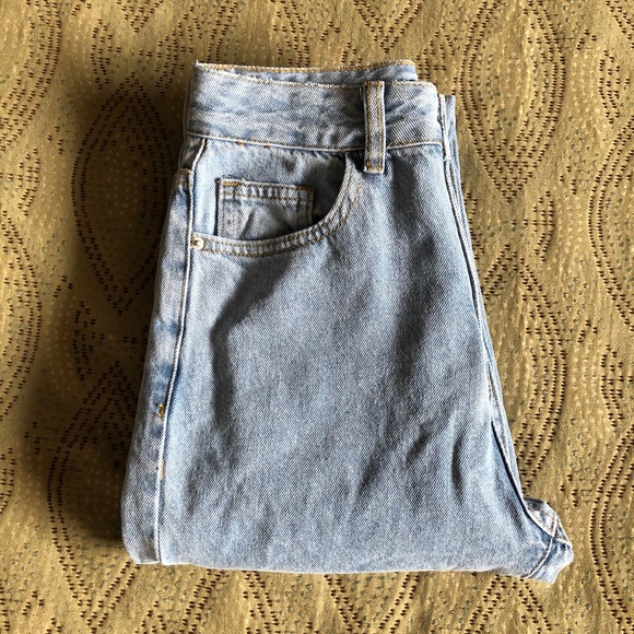 NEW Mom Fit Jeans - Picture 6 of 10